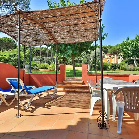 23 Maria Callas Villa