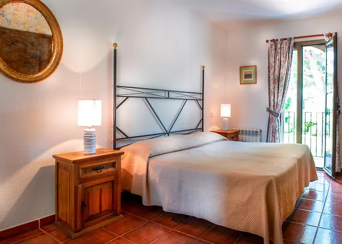 23 Maria Callas Villa