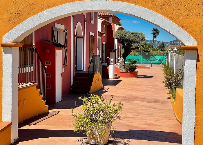 23 Maria Callas Villa